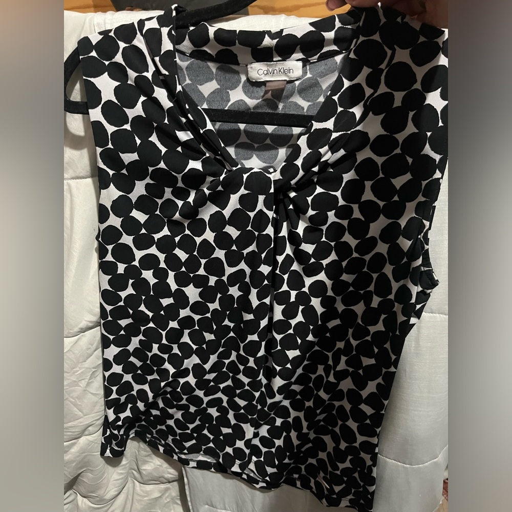 Black and white pok a dot blouse